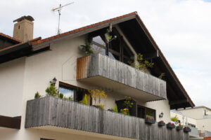 Außenansicht Wohnen Balkone