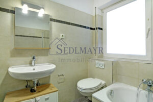 Badezimmer Ansicht 1