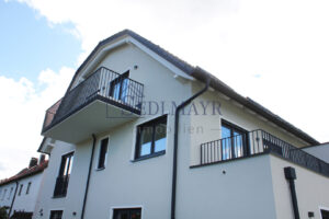Außenansicht DG Balkon