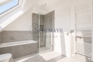 Ansicht Badezimmer 2