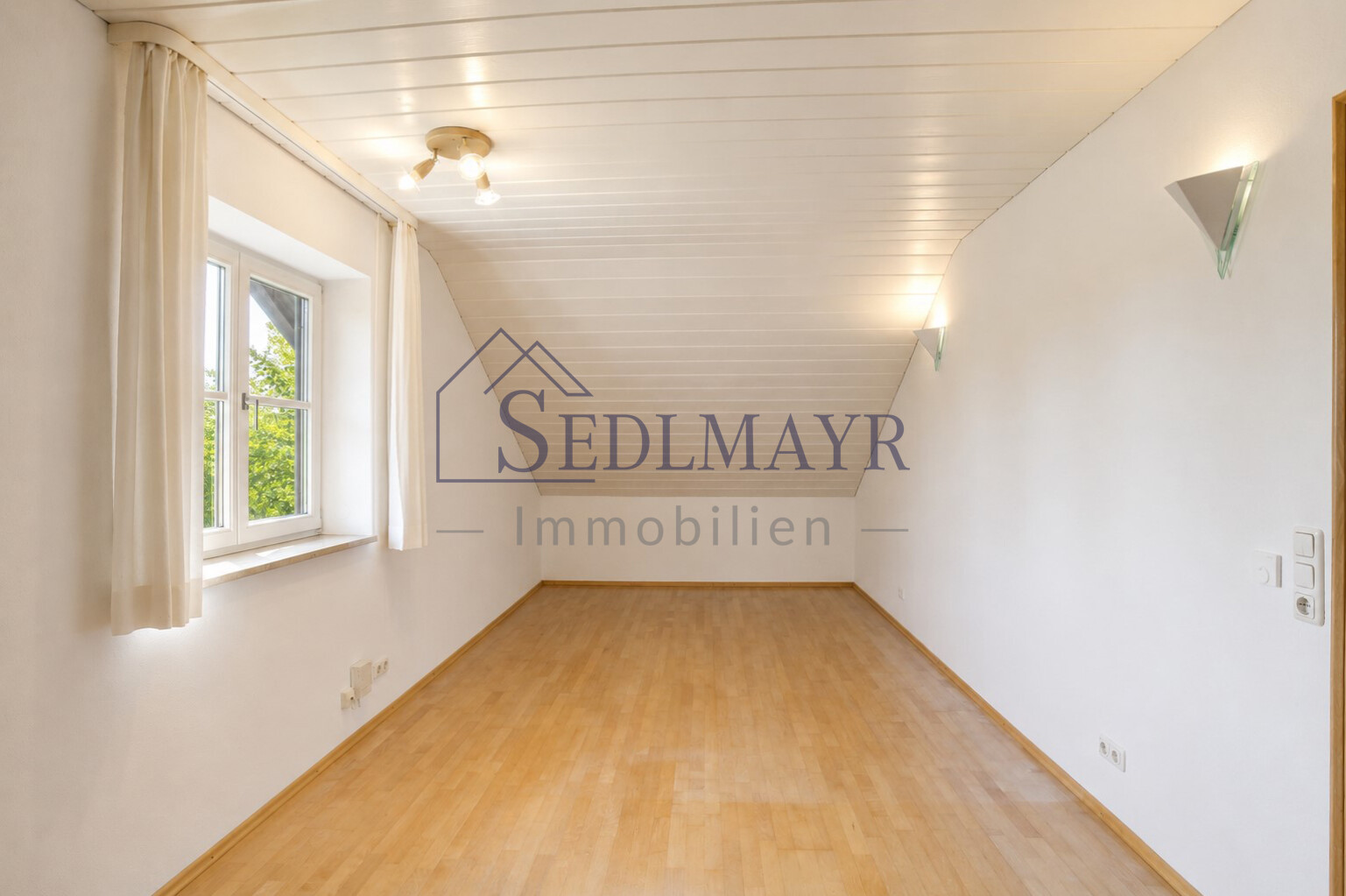 Ansicht DG Raum 6
