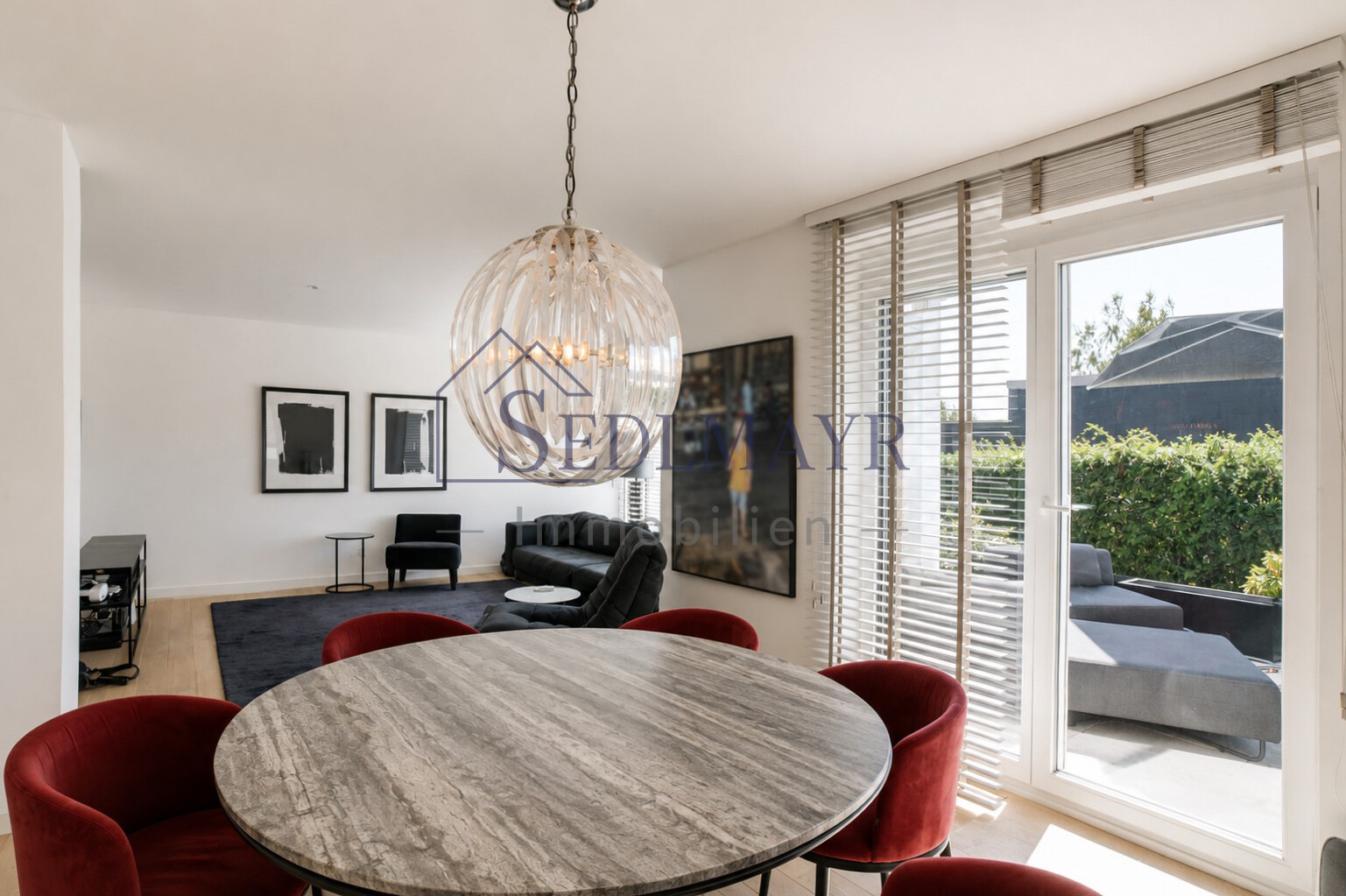 Ansicht Wohnbereich Esszimmer